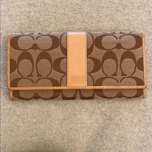 Coach long wallet